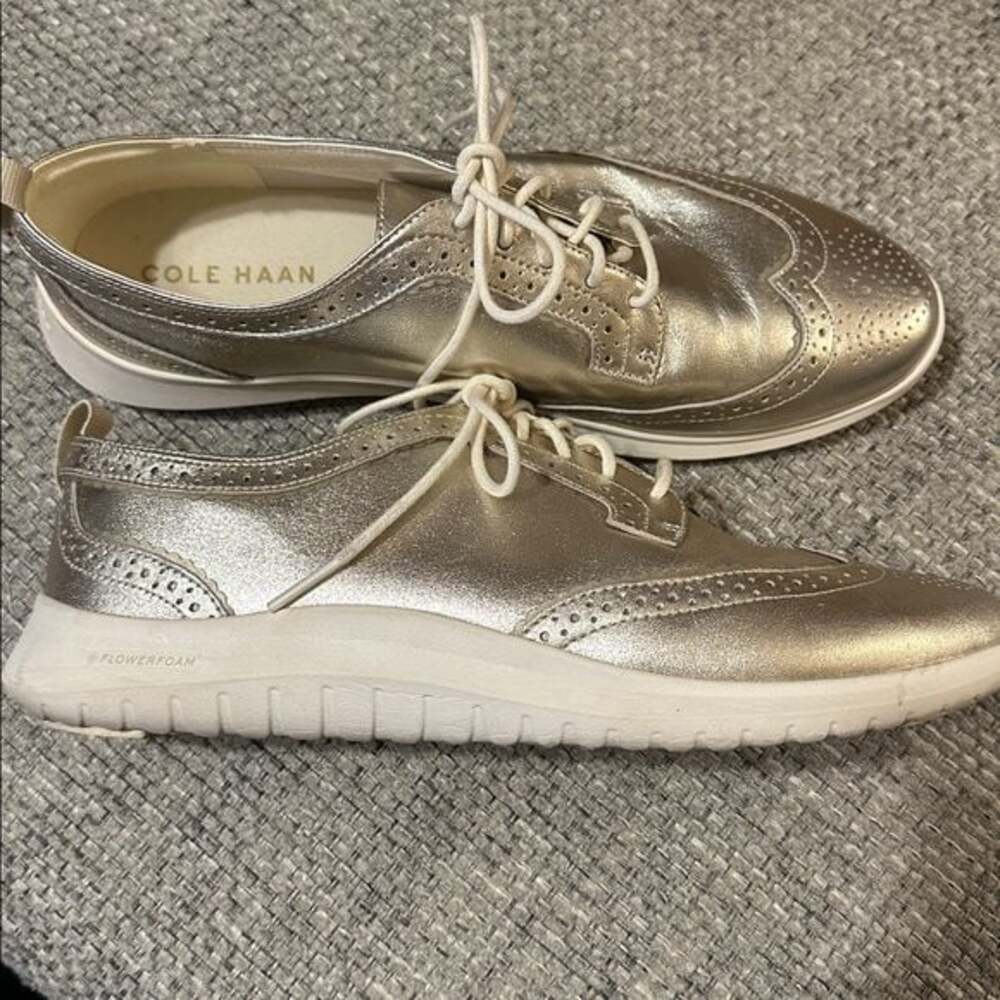 Cole Haan Women's Gold Sneaker, Size 8